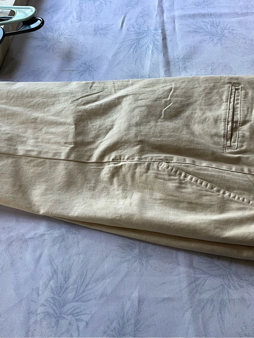 NWT boohooman size 30 khakis